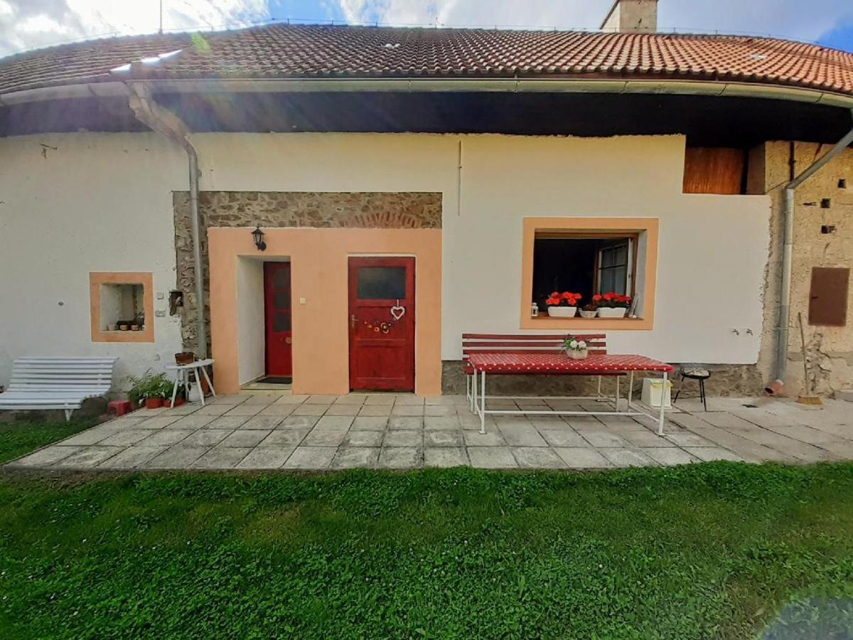 דירות Novosedly nad Nežárkou Na Chalupe U Sadky מראה חיצוני תמונה